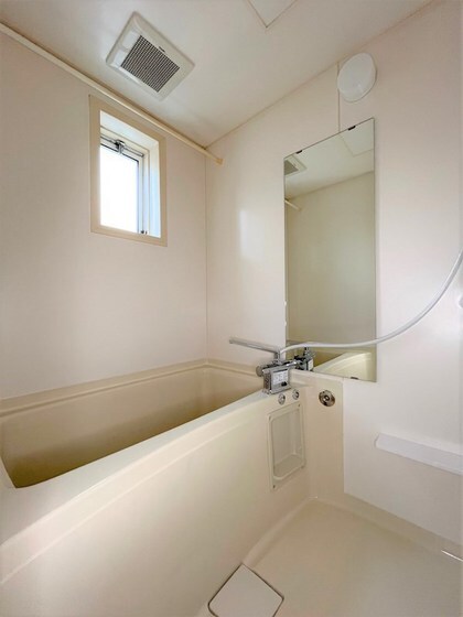 シャトレ・ファミーユBの物件内観写真