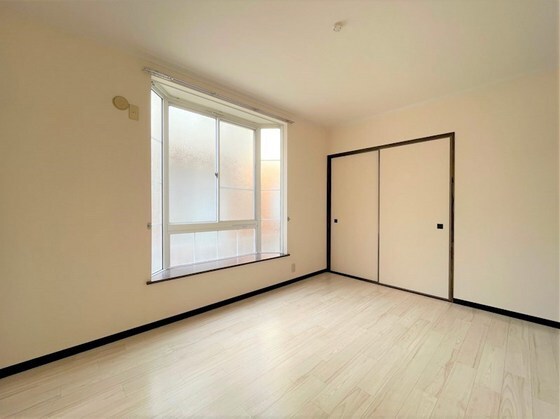 シャトレ・ファミーユBの物件内観写真