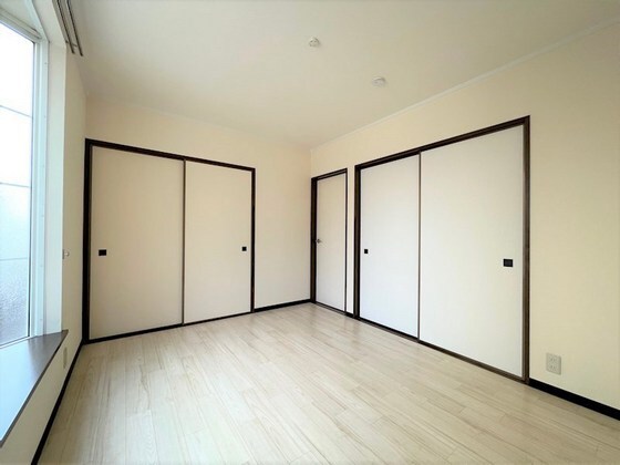 シャトレ・ファミーユBの物件内観写真