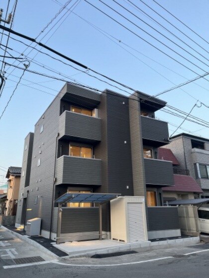 REGALEST 3（レガリスト　トロワ）の物件外観写真