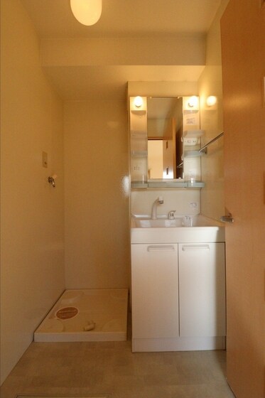 リビングタウン豊成 B棟の物件内観写真