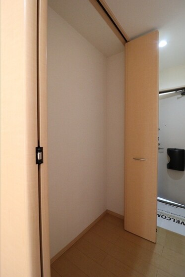 リビングタウン豊成 B棟の物件内観写真