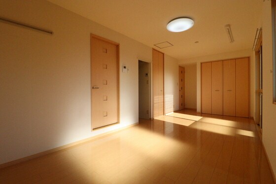 リビングタウン豊成 B棟の物件内観写真