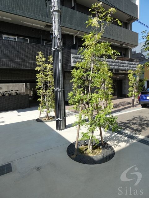 プレサンス塚本駅前の物件外観写真