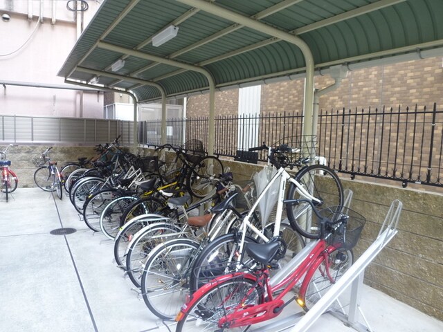 プリマクラッセの物件外観写真