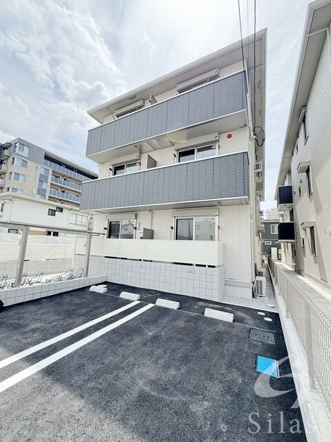 ヴェラ ロホの物件外観写真