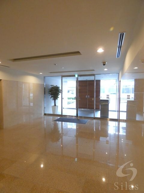 ロイヤル御幣島の物件外観写真