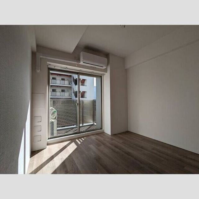 エスリード新大阪ザ・プレミアEASTの物件内観写真