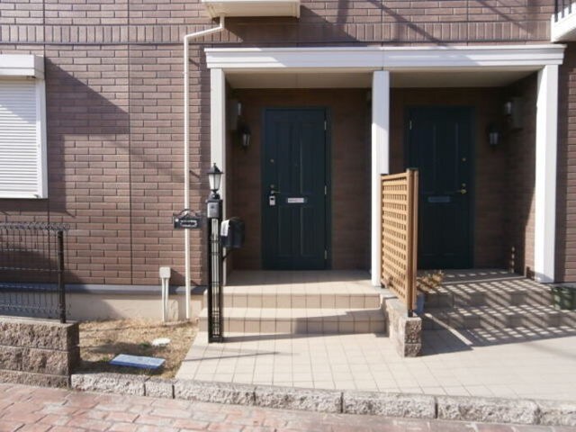 ローズヴィラ　A棟の物件外観写真