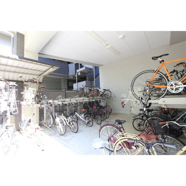 レジュールアッシュ福島の物件外観写真