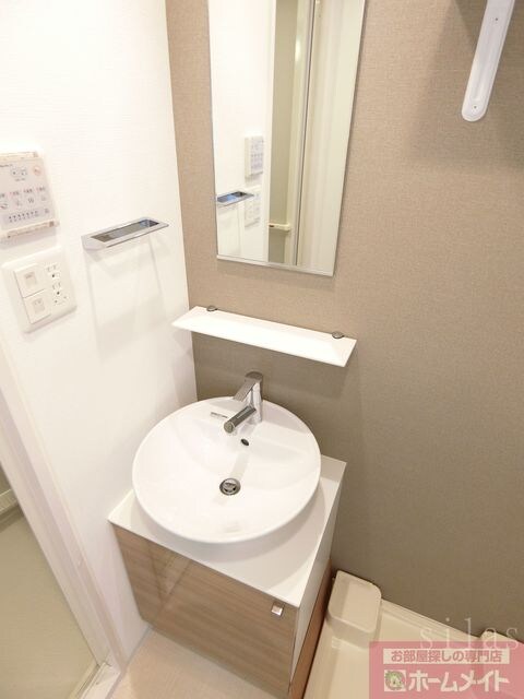 新大阪駅 徒歩6分 4階の物件内観写真