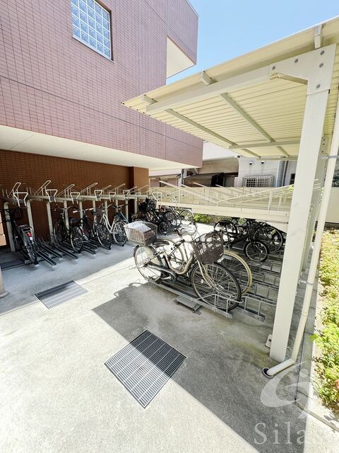 プレジオ西宮の物件外観写真