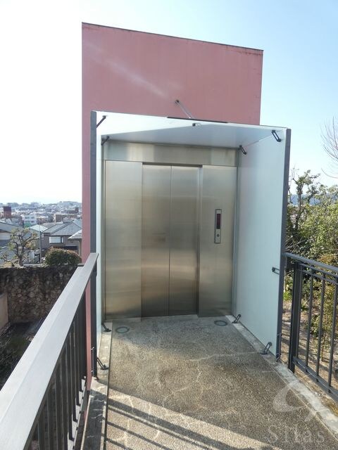 ゼファーヒルの物件外観写真