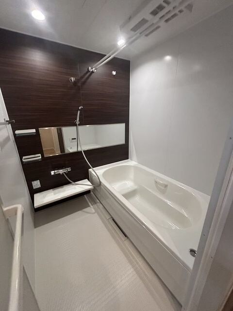 ホワイトガーデン西宮中島町の物件内観写真