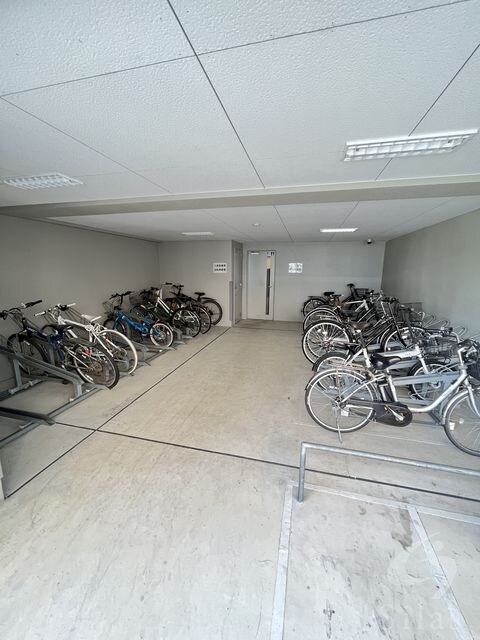 メセナ緑地公園の物件外観写真