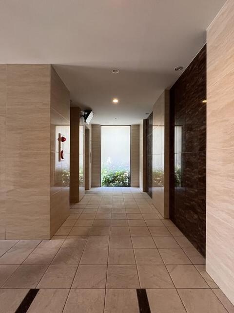 フランディル･オーラ江坂の物件外観写真