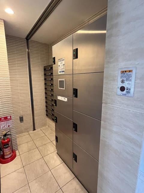 フランディル･オーラ江坂の物件外観写真