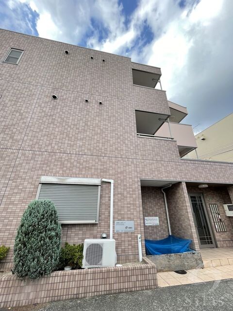 ヴィラ甲東園の物件外観写真