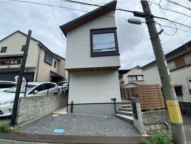 川西市萩原3丁目戸建ての物件外観写真