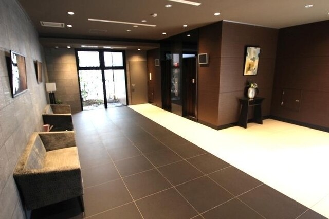 グランセジュール江坂の物件外観写真