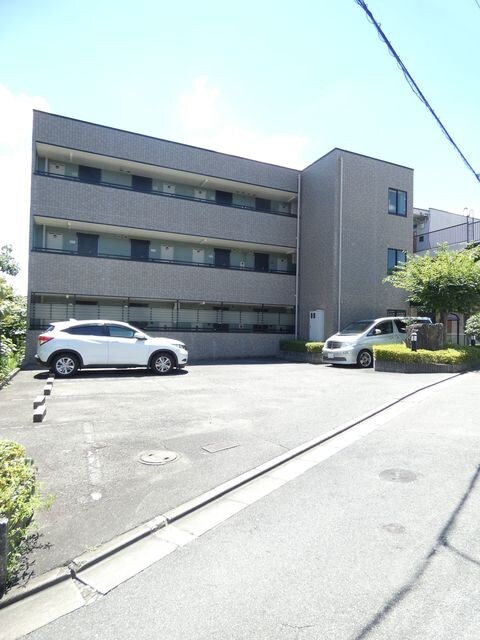 ジュネス・ブランドールの物件外観写真