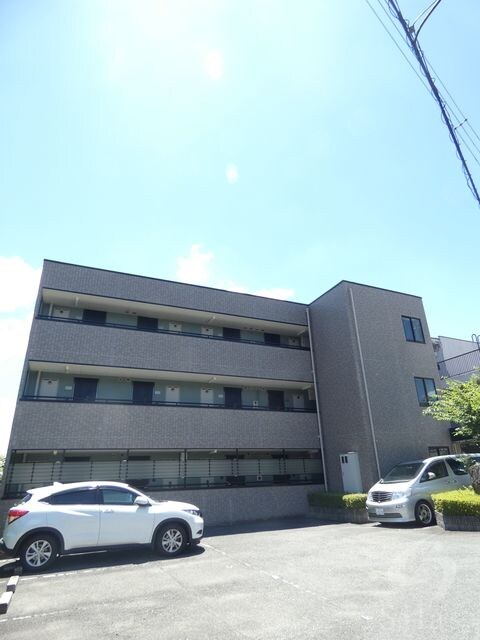 ジュネス・ブランドールの物件外観写真