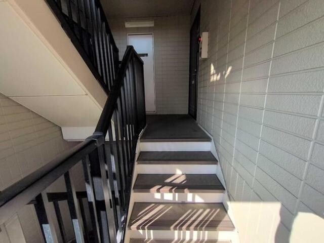 メゾン鈴原の物件外観写真