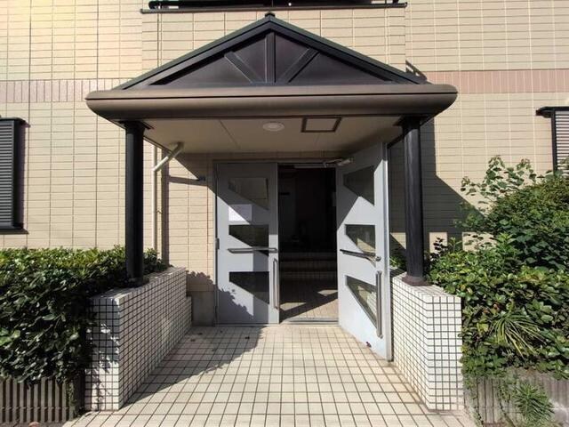 メゾン鈴原の物件外観写真