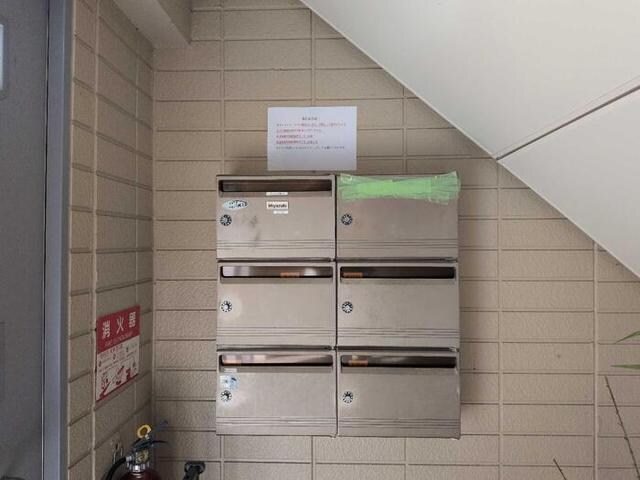 メゾン鈴原の物件外観写真