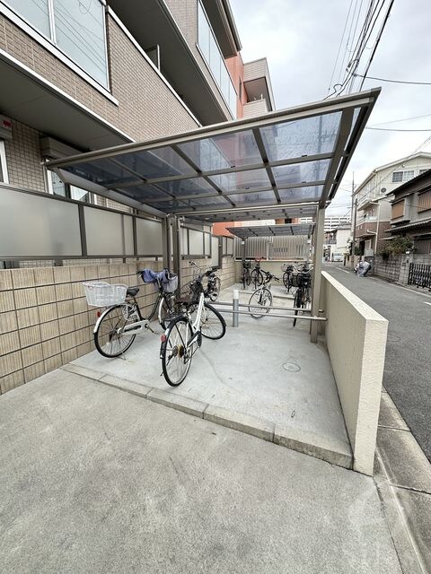 ハイデンス吹田の物件外観写真