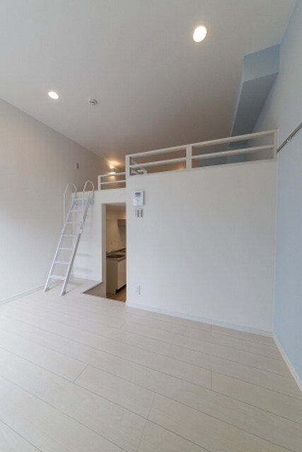 スカイヴィラ東難波(スカイヴィラヒガシナニワ)の物件内観写真