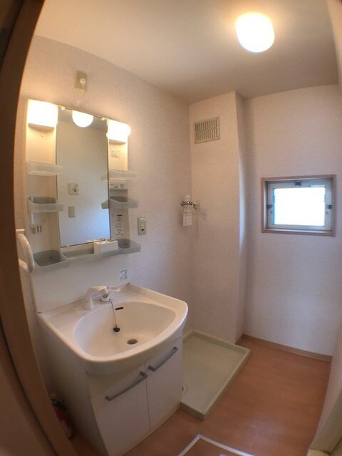 ＳＵＭＭＥＲ　ＷＩＮＤの物件内観写真