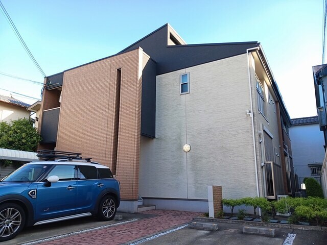 カーサ　デ　カローレの物件外観写真