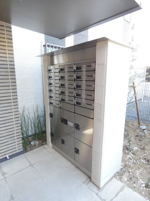 豊中駅 徒歩9分 1階の物件外観写真