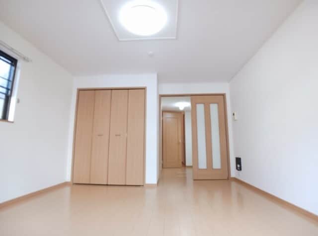 エレガンテアルバの物件内観写真