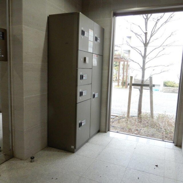 C&Cﾛｰｽﾞｶﾞｰﾃﾞﾝの物件外観写真