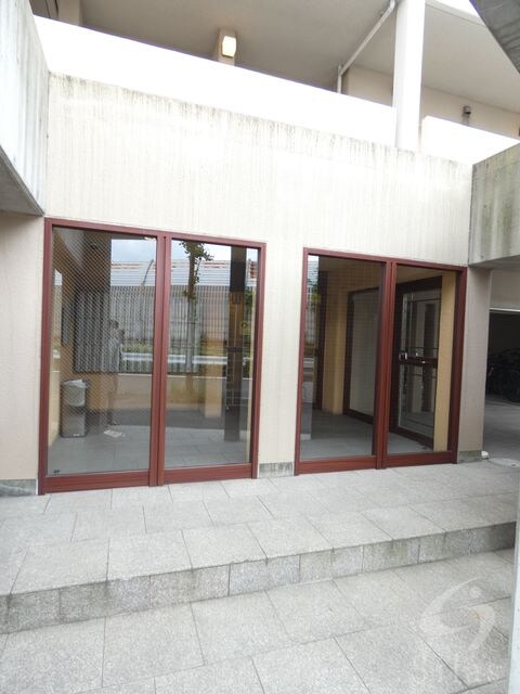 アーデン千里中央の物件外観写真