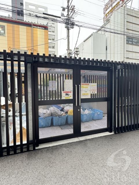 スプランディッド十三本町の物件外観写真