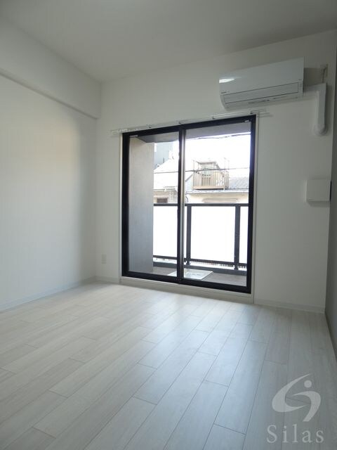 フォーリアライズ弁天町クロスの物件内観写真