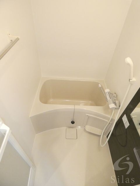 フォーリアライズ弁天町クロスの物件内観写真