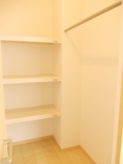 モンパルナスの物件内観写真