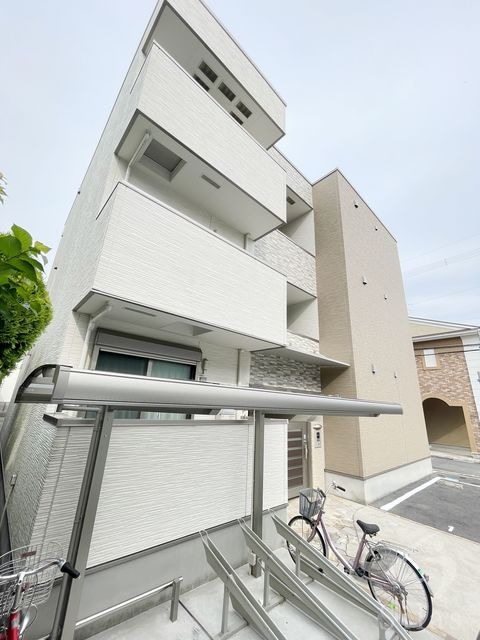 フジパレス蛍池北町の物件外観写真