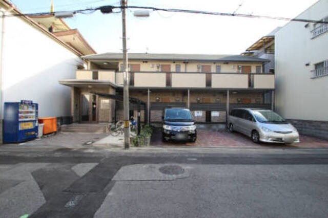 グランシャンブルの物件外観写真