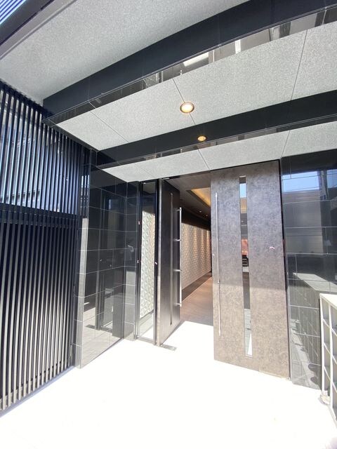 S－RESIDENCE千里丘の物件外観写真