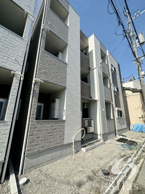 グランデュール新森の物件外観写真