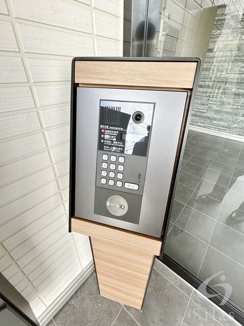 ヴィクトワール　庄の物件外観写真