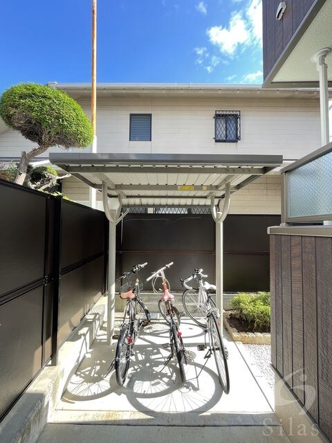 グランリヴェール本町の物件外観写真