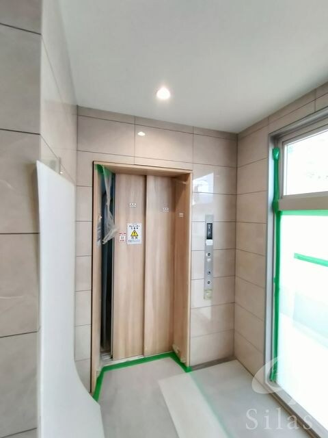 セレニテ十三ミラクの物件外観写真