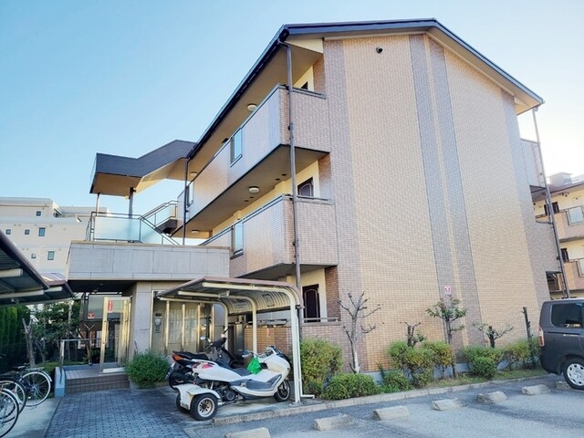 ツインステージ南花屋敷の物件外観写真