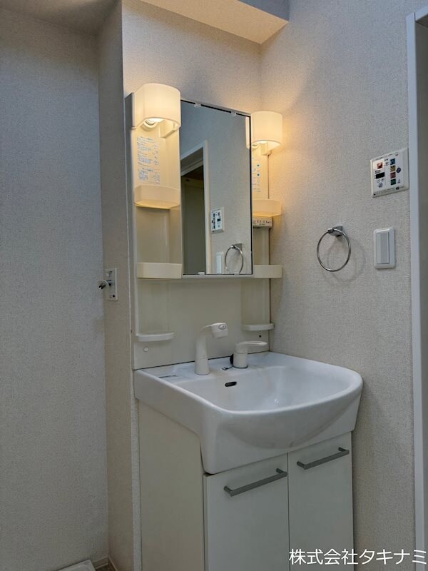 メゾンレーヴみのり　A棟の物件内観写真